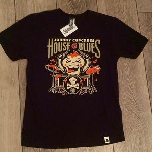 Black Johnny Cupcakes House of Blues shirt